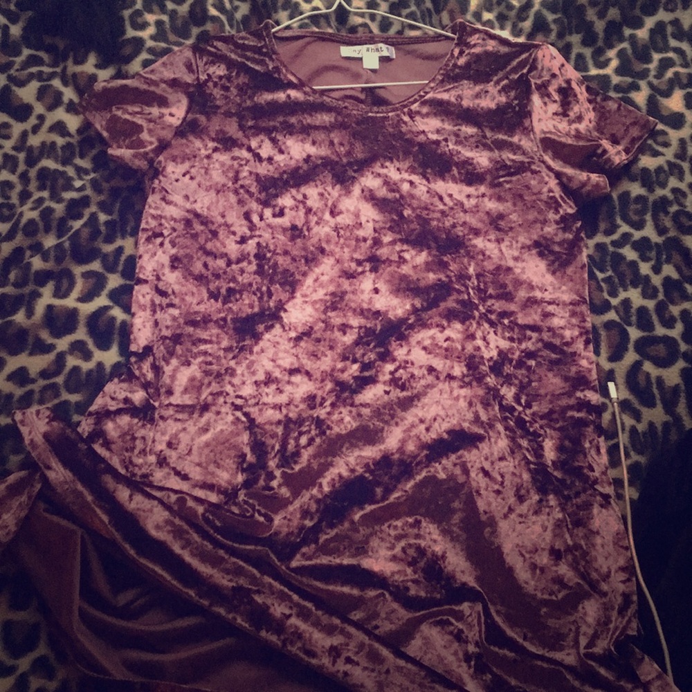 Velvet like dress With pockets :)